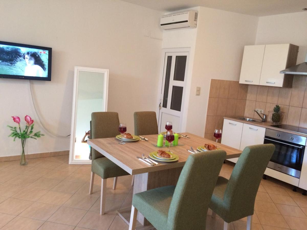 Studio Trogir Romina Apartment Plano ภายนอก รูปภาพ